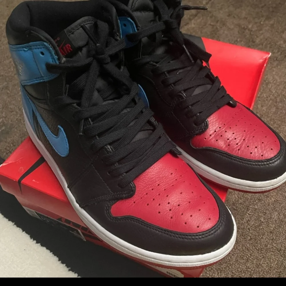 Jordan 1 Retro UNC to Chicago - Picture 8 of 10